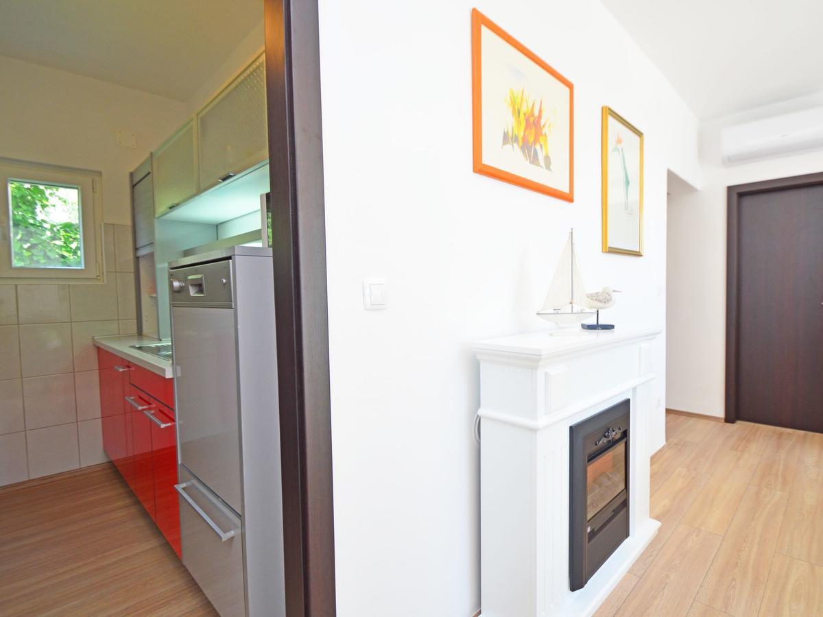 Apartment Amiela By Interhome Трогір Екстер'єр фото