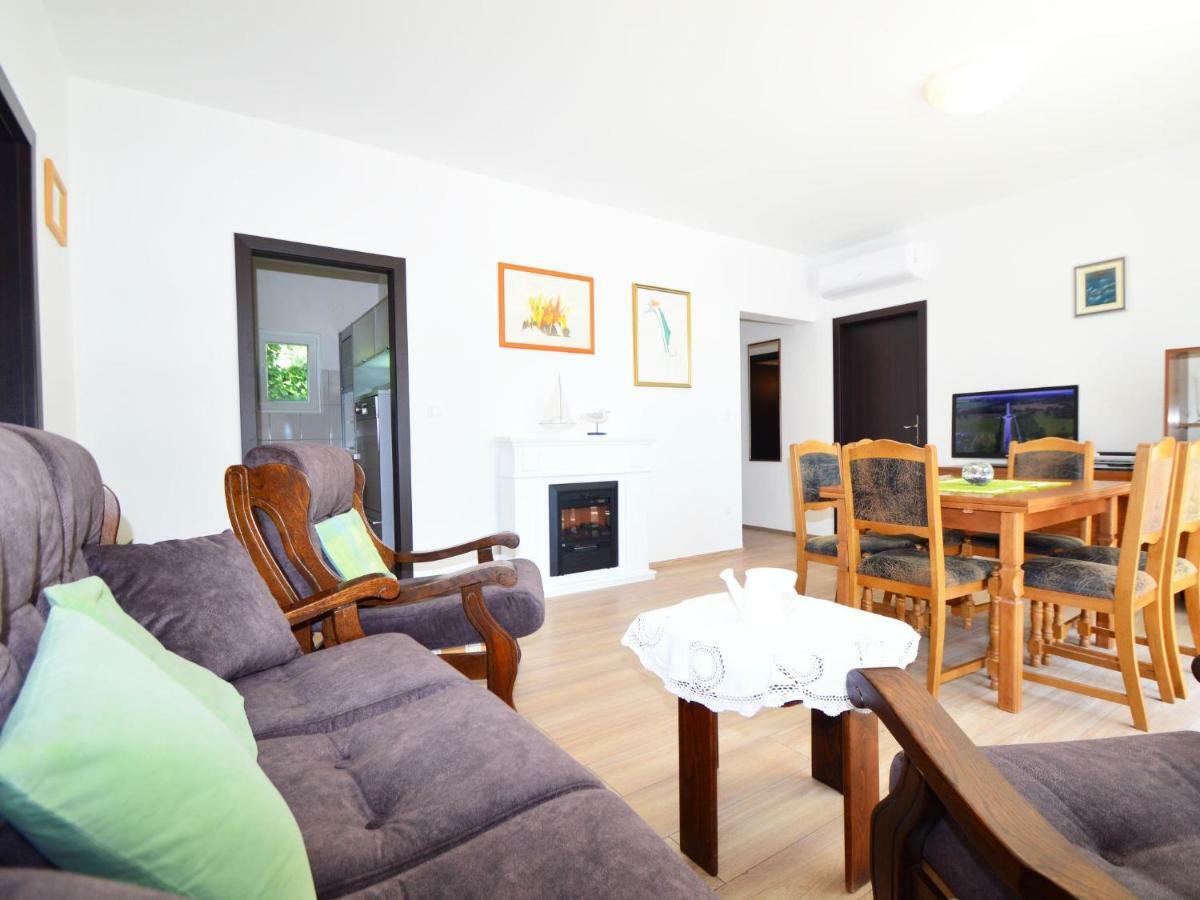 Apartment Amiela By Interhome Трогір Екстер'єр фото